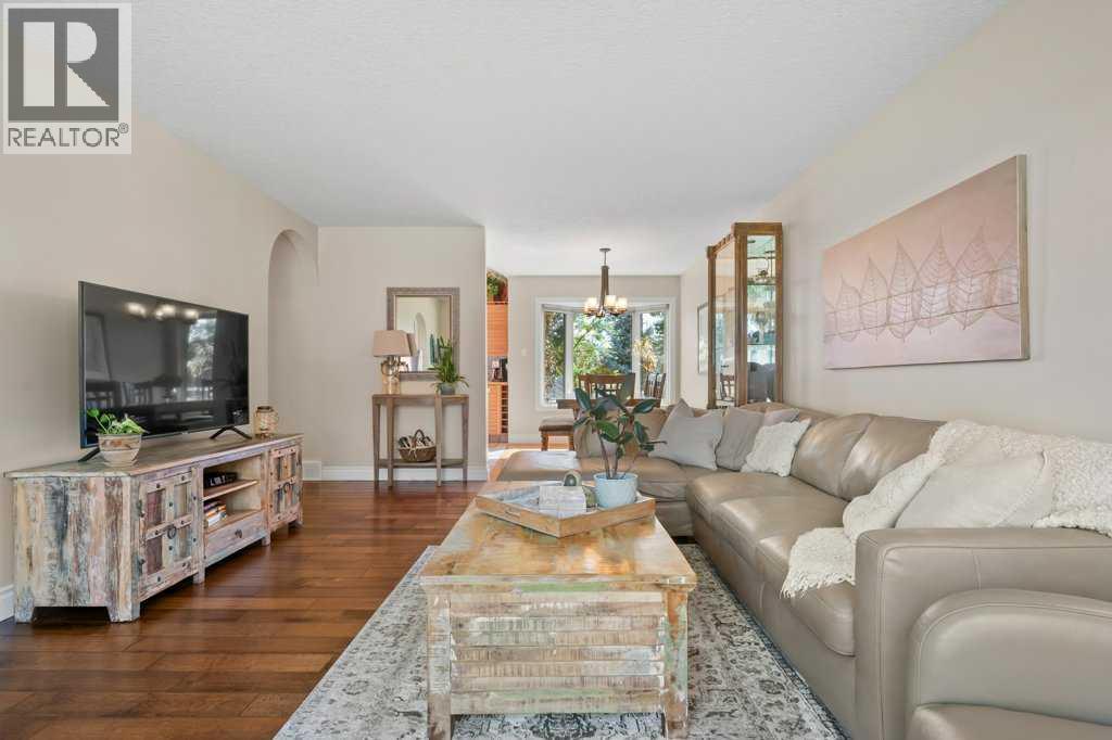 2030 Birch Crescent Se, Calgary, Alberta  T2B 1P4 - Photo 4 - A2259385