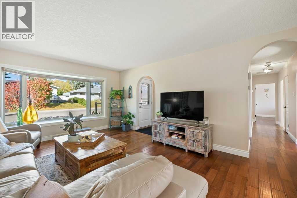 2030 Birch Crescent Se, Calgary, Alberta  T2B 1P4 - Photo 7 - A2259385