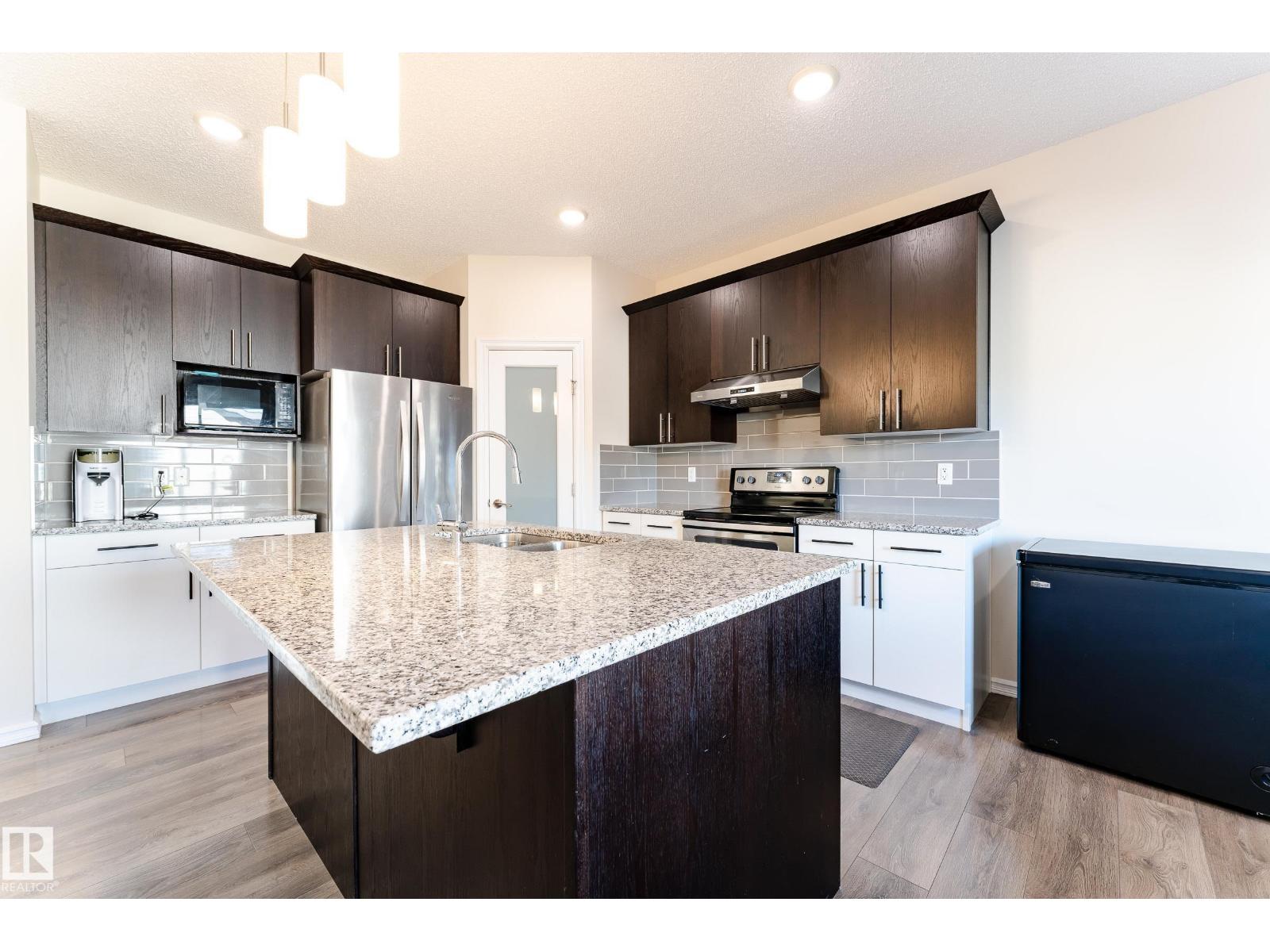 2120 Glenridding Way Sw, Edmonton, Alberta  T6W 2H4 - Photo 13 - E4459753