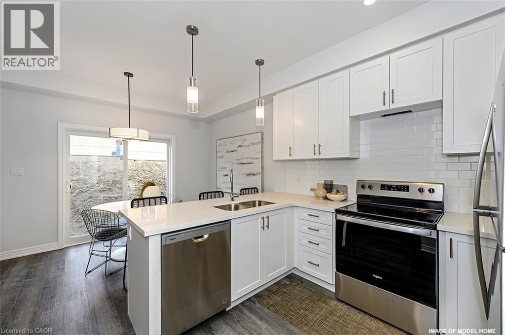 205 Thames Way Unit# 29, Hamilton, Ontario  L0R 1W0 - Photo 3 - 40774086