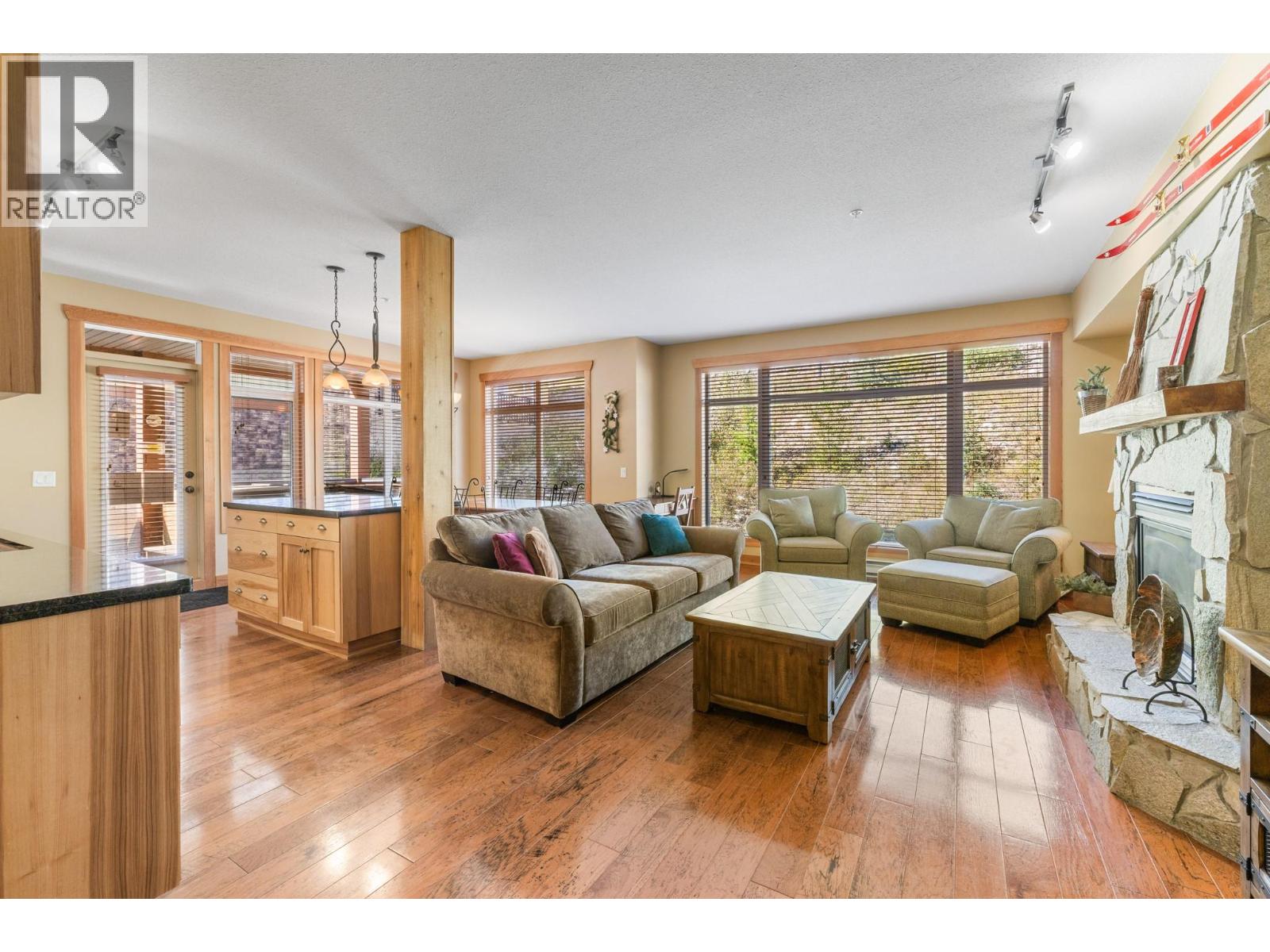 315 Whitehorse Lane Unit# 206 Big White Photo 2