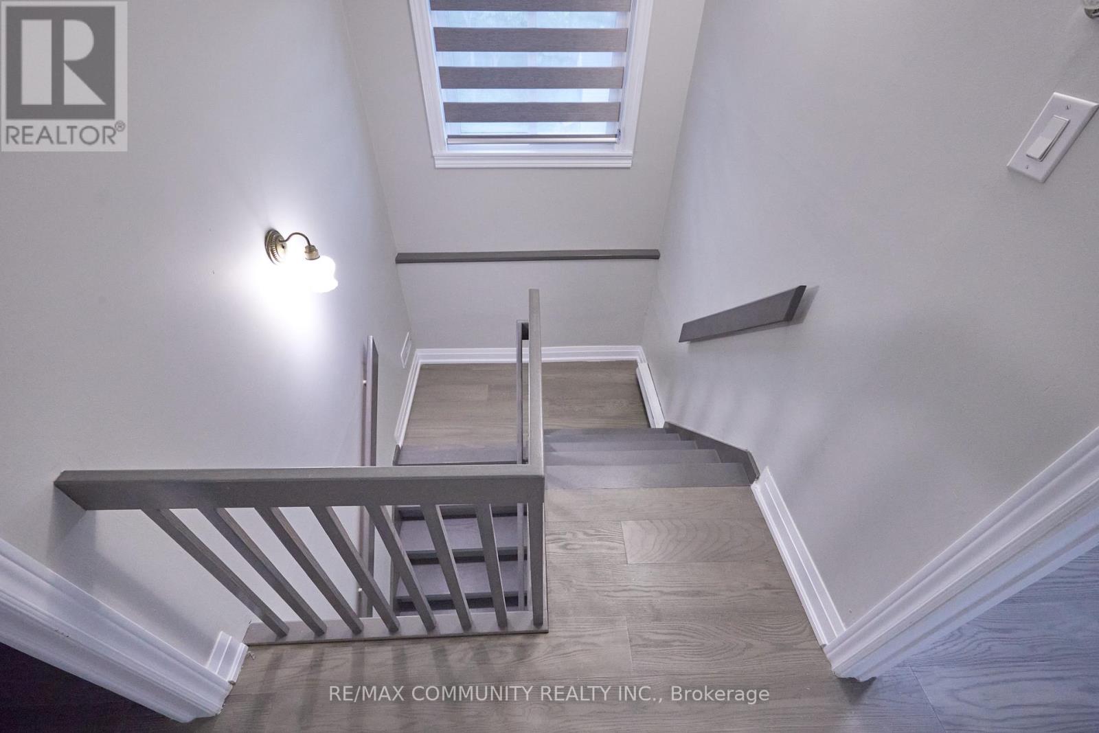 71 Willowridge Road, Toronto, Ontario  M9R 3Z2 - Photo 13 - W12429749