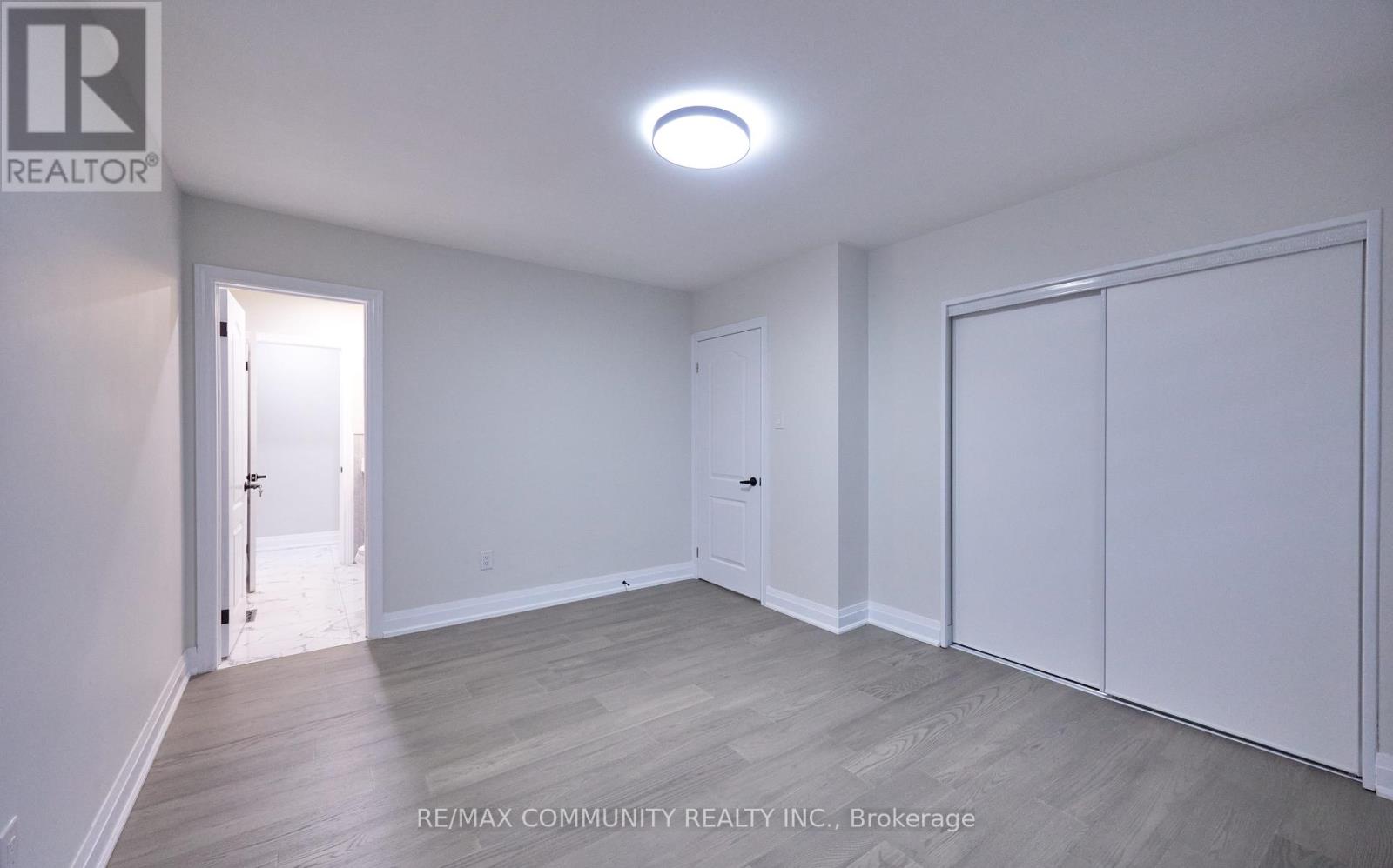 71 Willowridge Road, Toronto, Ontario  M9R 3Z2 - Photo 14 - W12429749