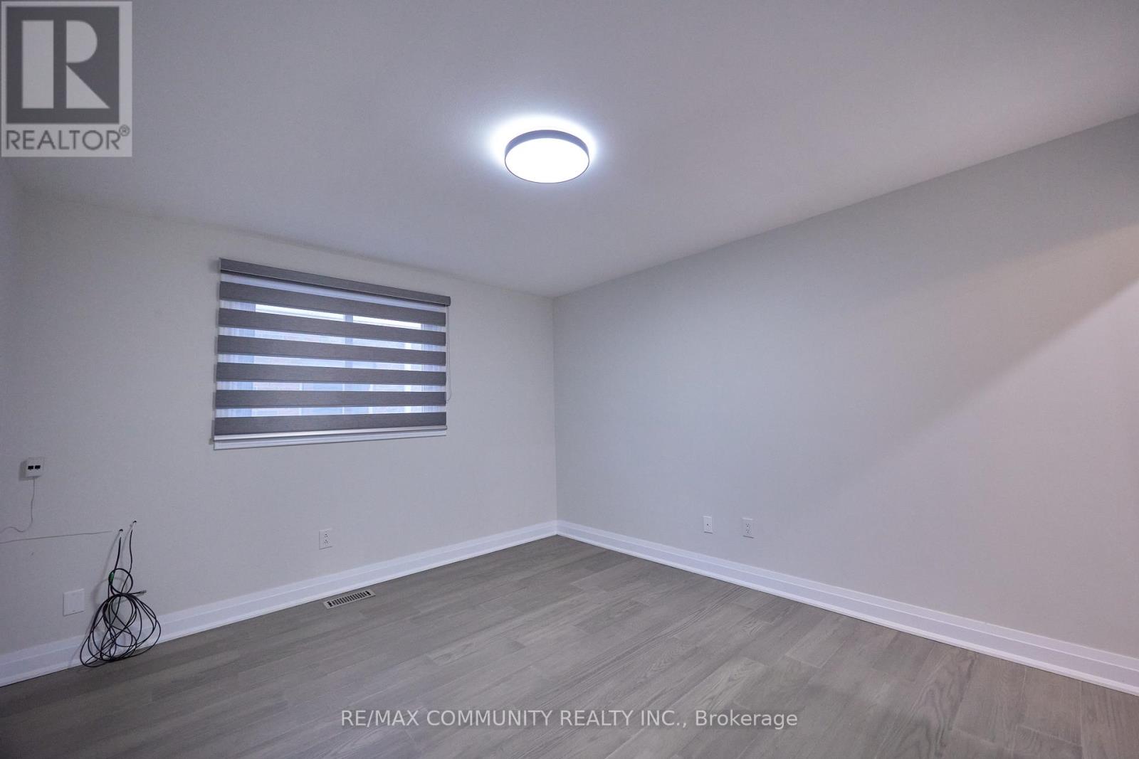 71 Willowridge Road, Toronto, Ontario  M9R 3Z2 - Photo 16 - W12429749