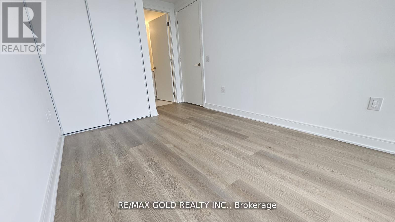 1319 - 86 Dundas Street E, Mississauga, Ontario  L5A 0B1 - Photo 18 - W12429765