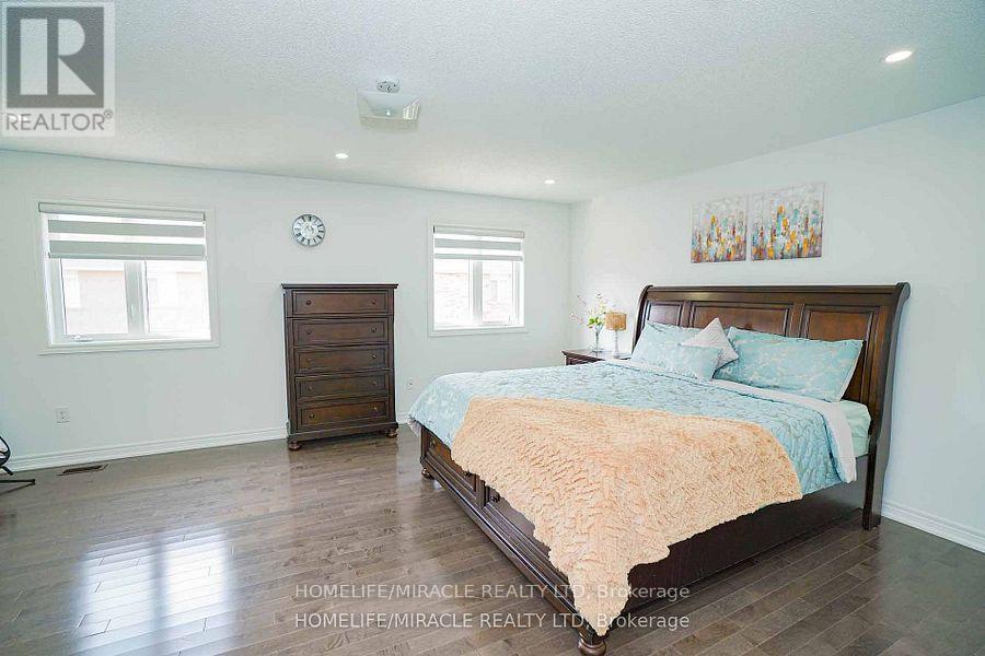 79 Lesabre Crescent, Brampton, Ontario  L6P 3Z9 - Photo 18 - W12429798