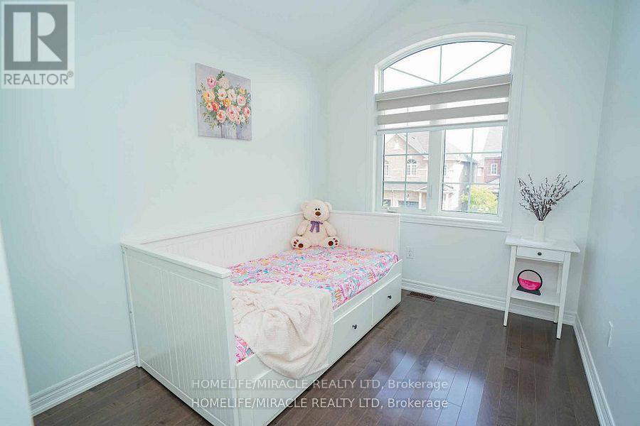 79 Lesabre Crescent, Brampton, Ontario  L6P 3Z9 - Photo 26 - W12429798