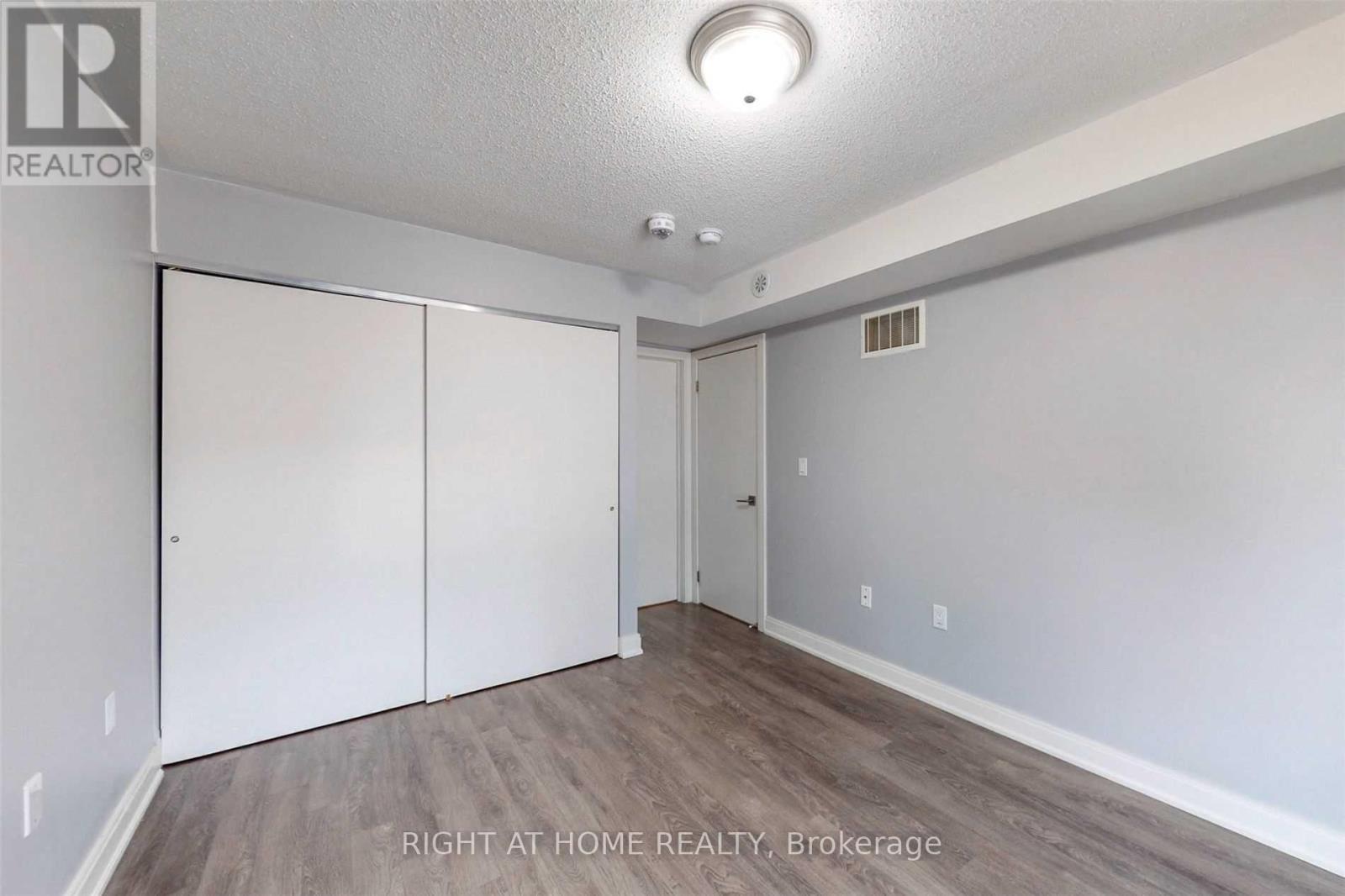 82 - 100 Dufay Road, Brampton, Ontario  L7A 4S3 - Photo 11 - W12429818