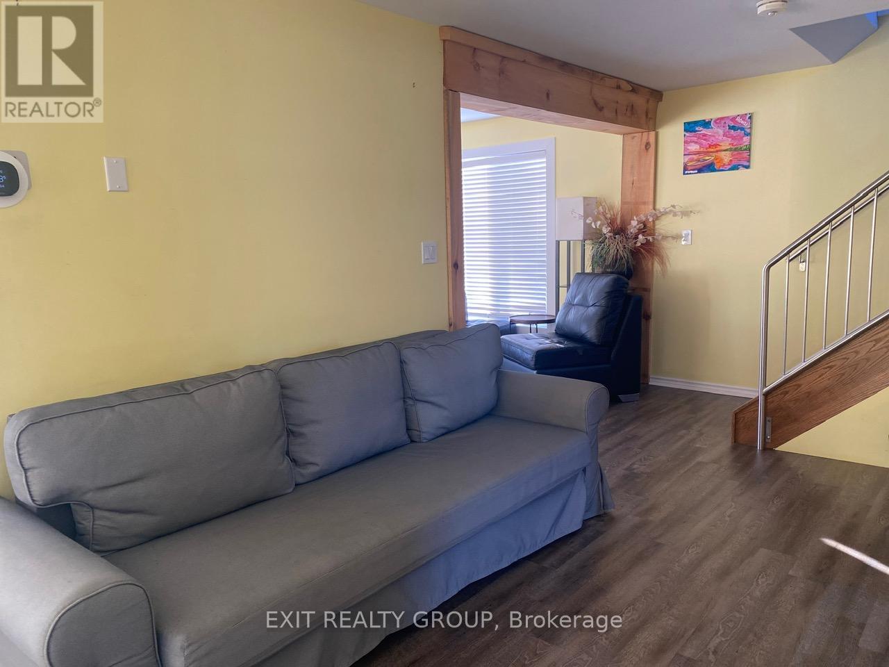 87 Prior Lane, Quinte West, Ontario  K0K 2C0 - Photo 11 - X12429851