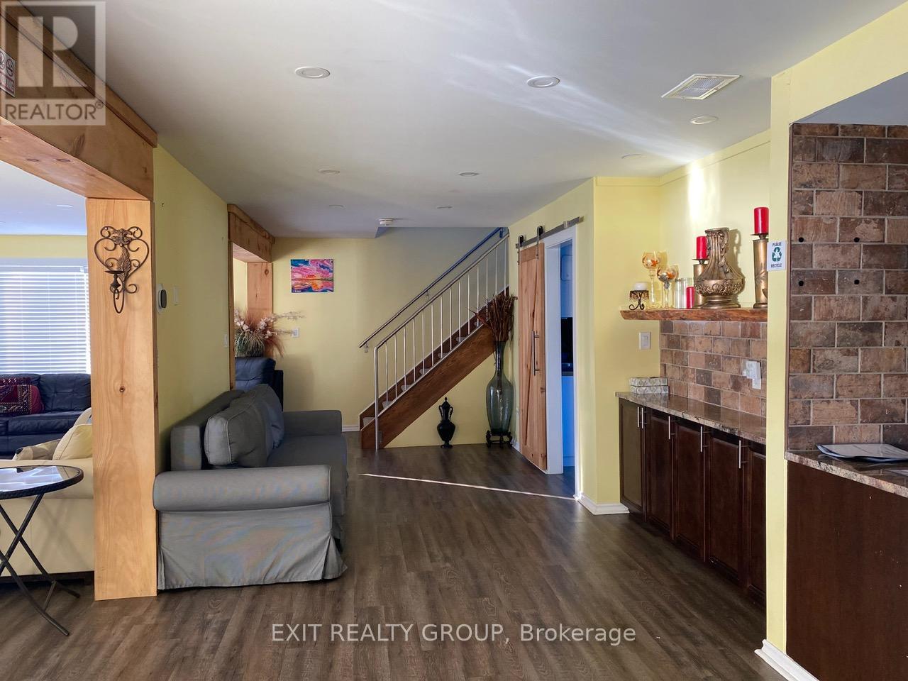 87 Prior Lane, Quinte West, Ontario  K0K 2C0 - Photo 7 - X12429851