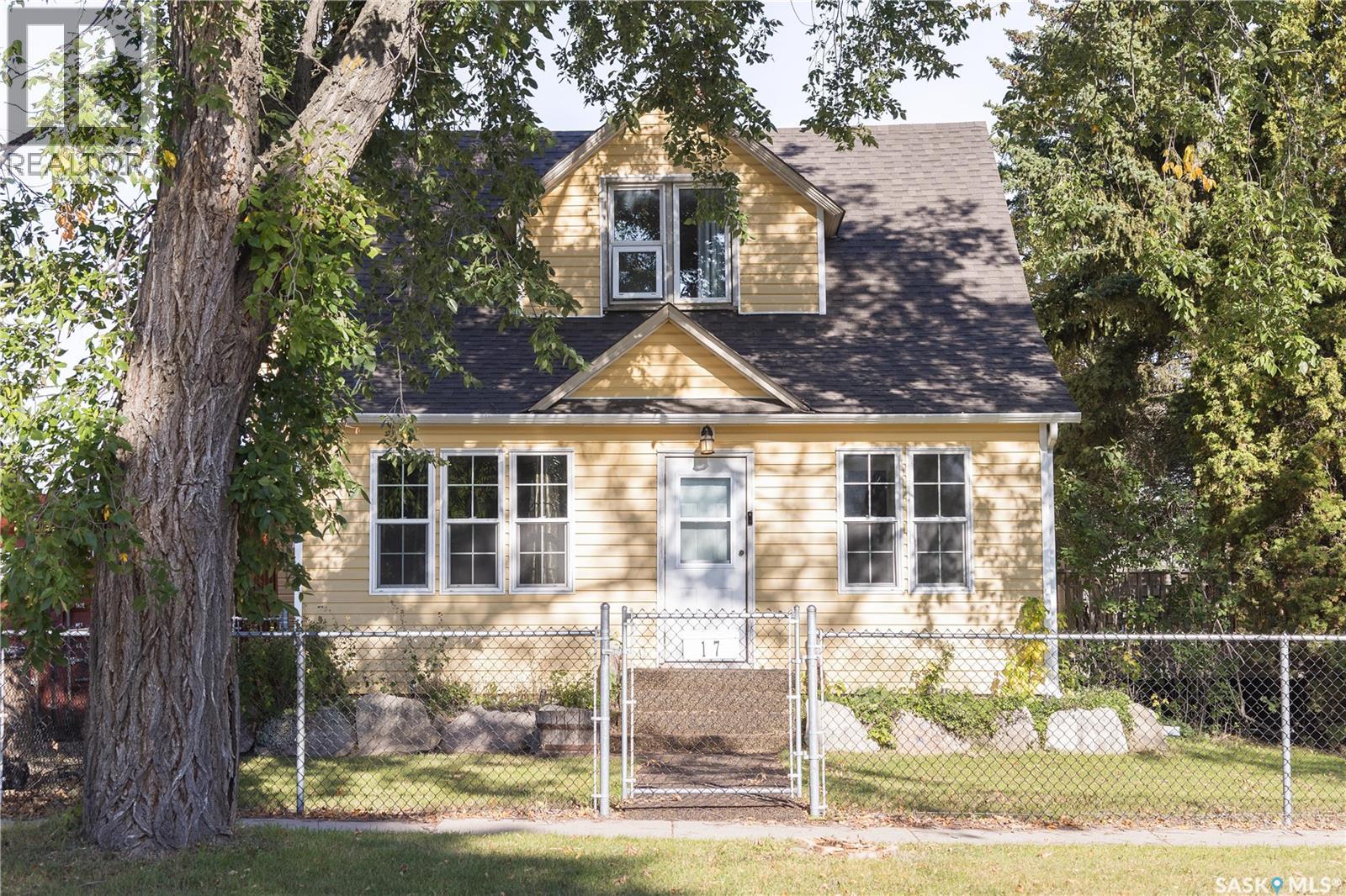 17 Mccallum Avenue, Birch Hills, Saskatchewan  S0J 0G0 - Photo 1 - SK019371