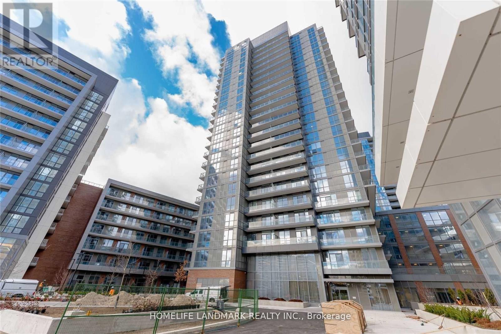 411 - 38 FOREST MANOR ROAD, Toronto, Ontario