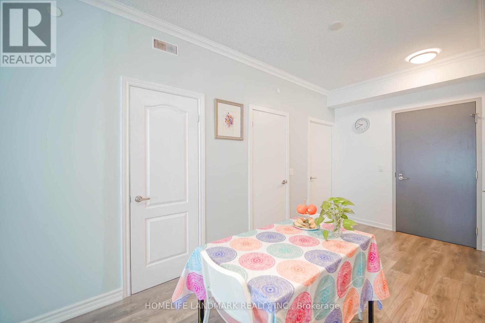 411 - 38 Forest Manor Road, Toronto, Ontario  M2J 0H4 - Photo 4 - C12429406