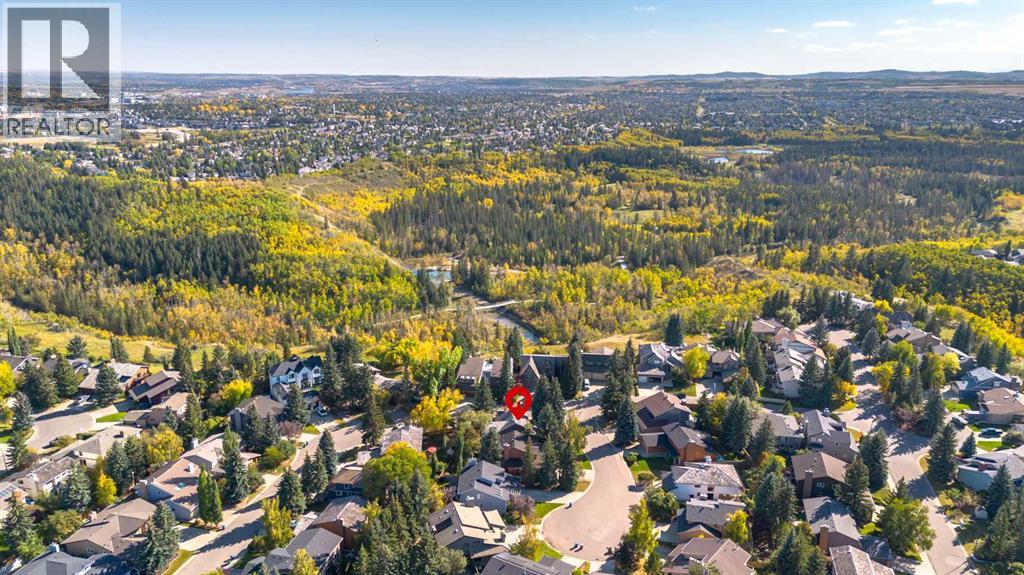 4 Wood Willow Place SW, Calgary, Alberta