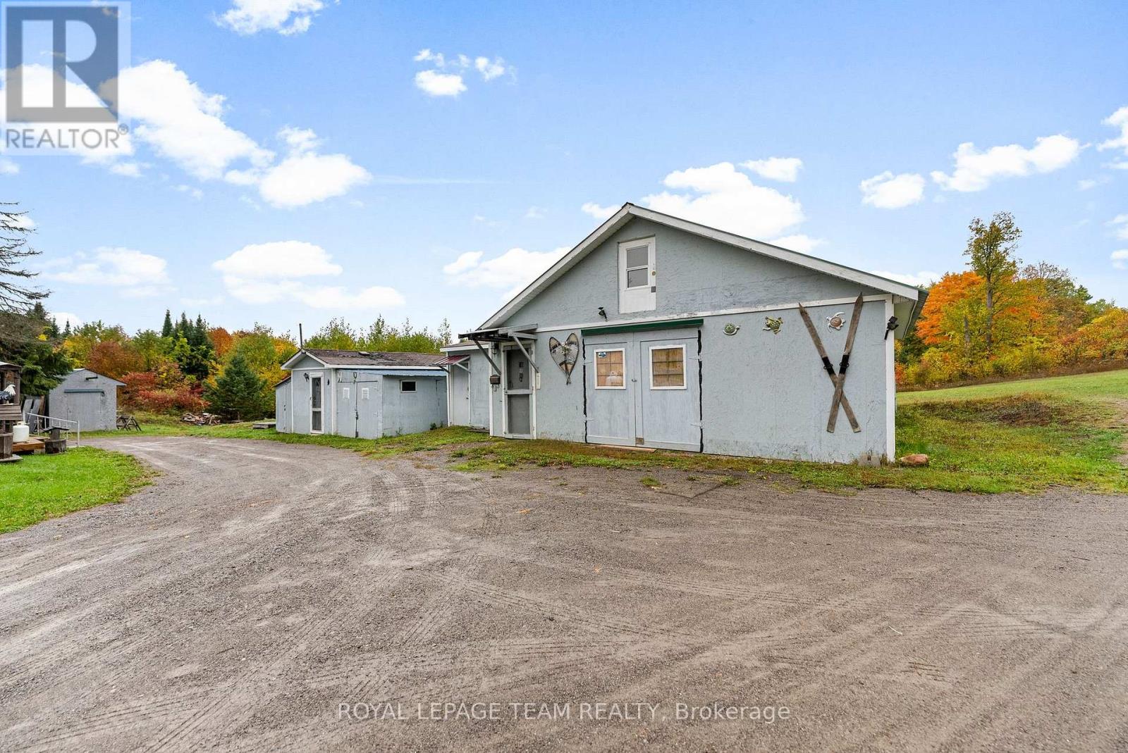 659 Stones Lake Road, Greater Madawaska, Ontario  K0J 1H0 - Photo 5 - X12429854