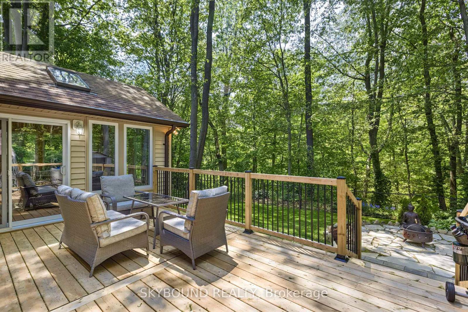 6 Roselawn Court, Norfolk, Ontario  N0A 1N4 - Photo 39 - X12429740
