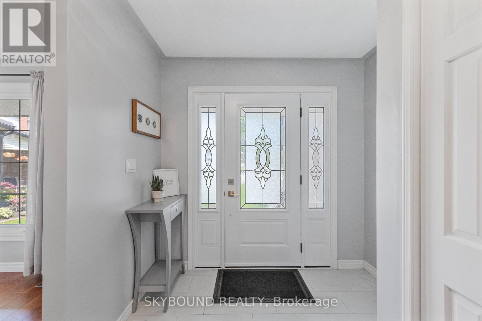 6 Roselawn Court, Norfolk, Ontario  N0A 1N4 - Photo 5 - X12429740