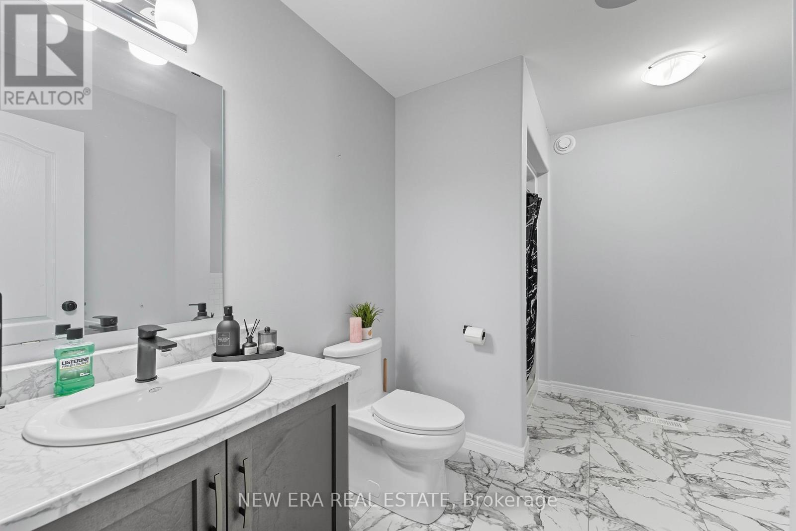 907 Bramford Terrace, Peterborough, Ontario  K9K 0H3 - Photo 14 - X12429789