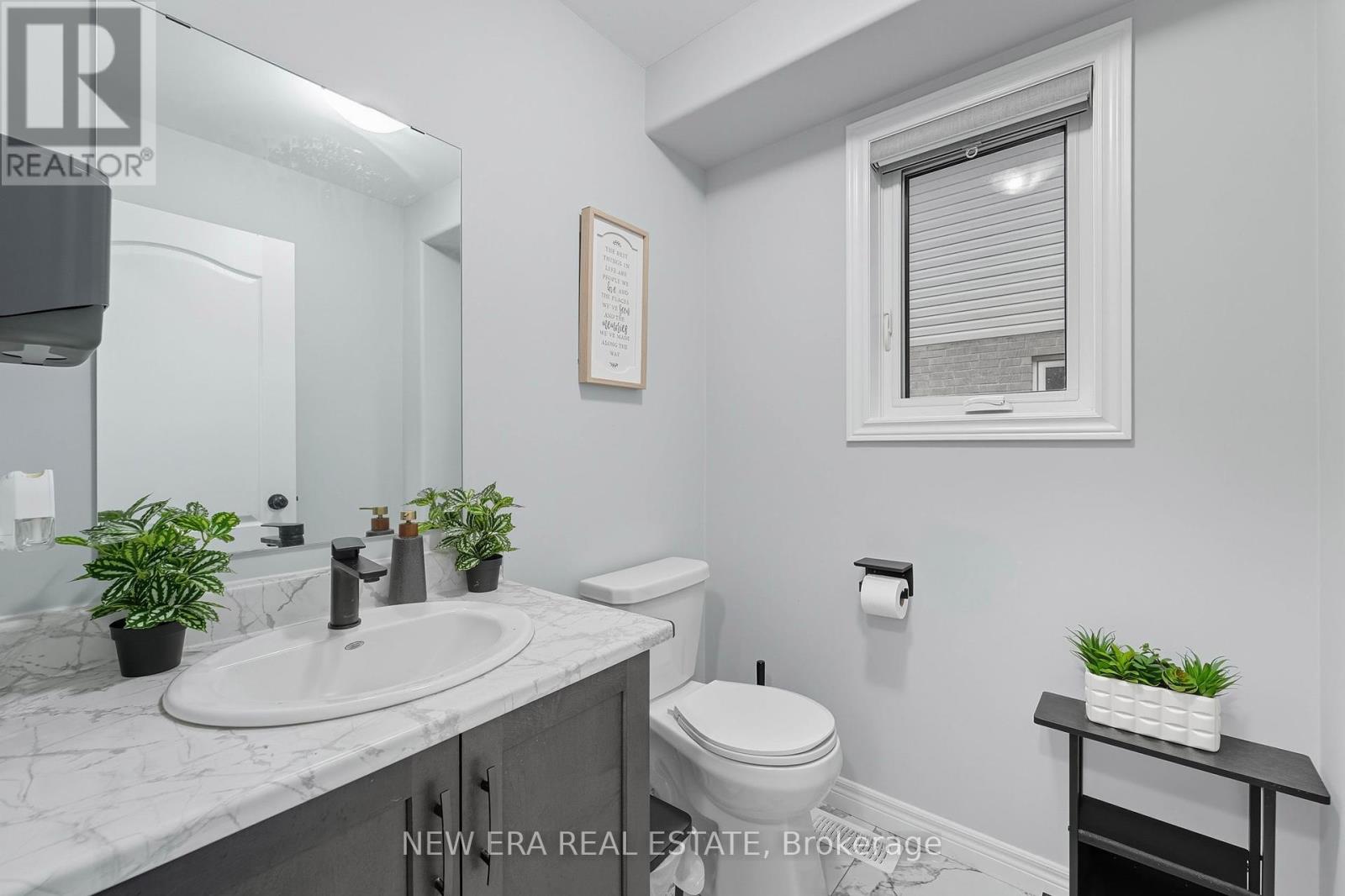 907 Bramford Terrace, Peterborough, Ontario  K9K 0H3 - Photo 4 - X12429789