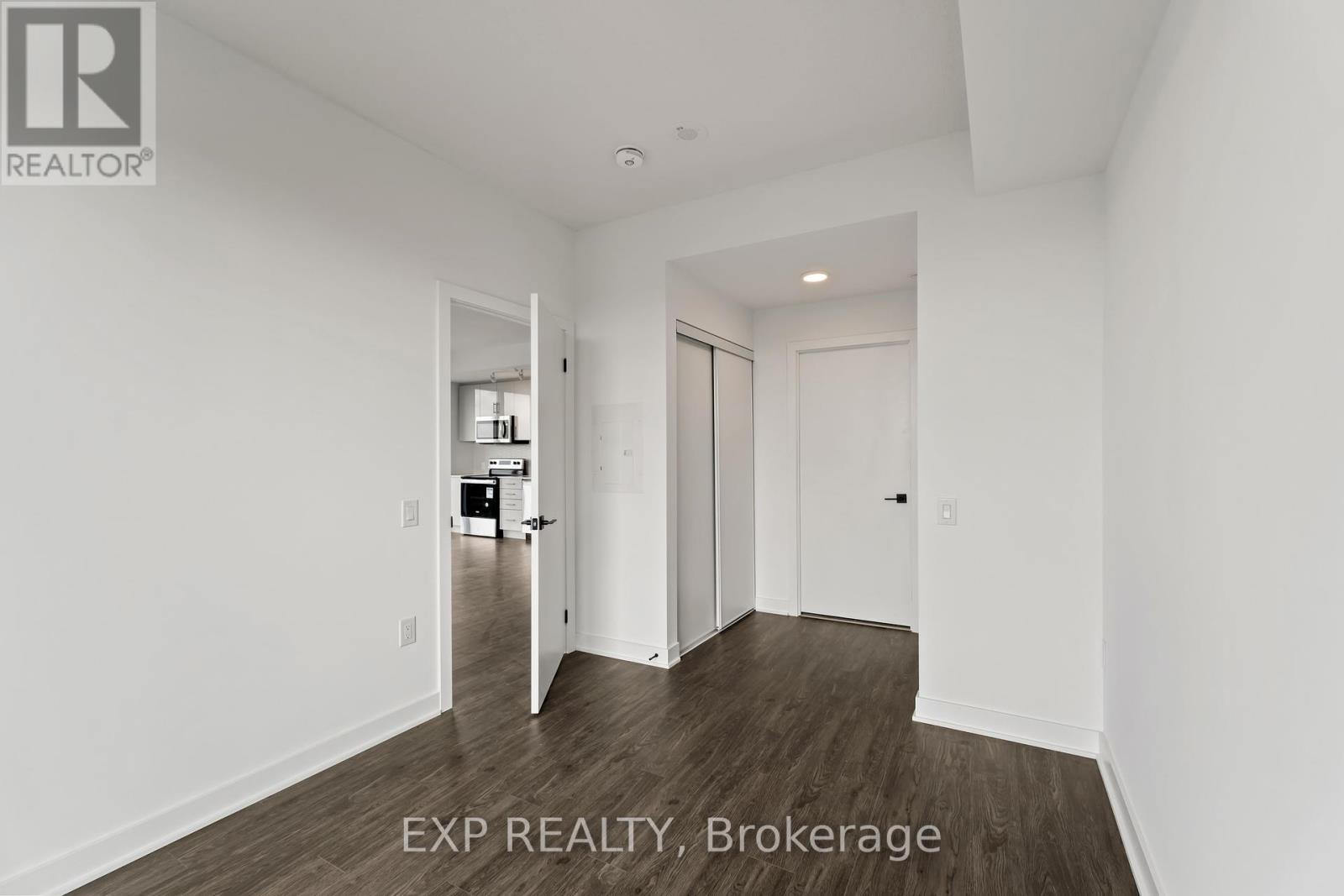 606 - 2782 Barton Street E, Hamilton, Ontario  L8E 2J8 - Photo 13 - X12429804