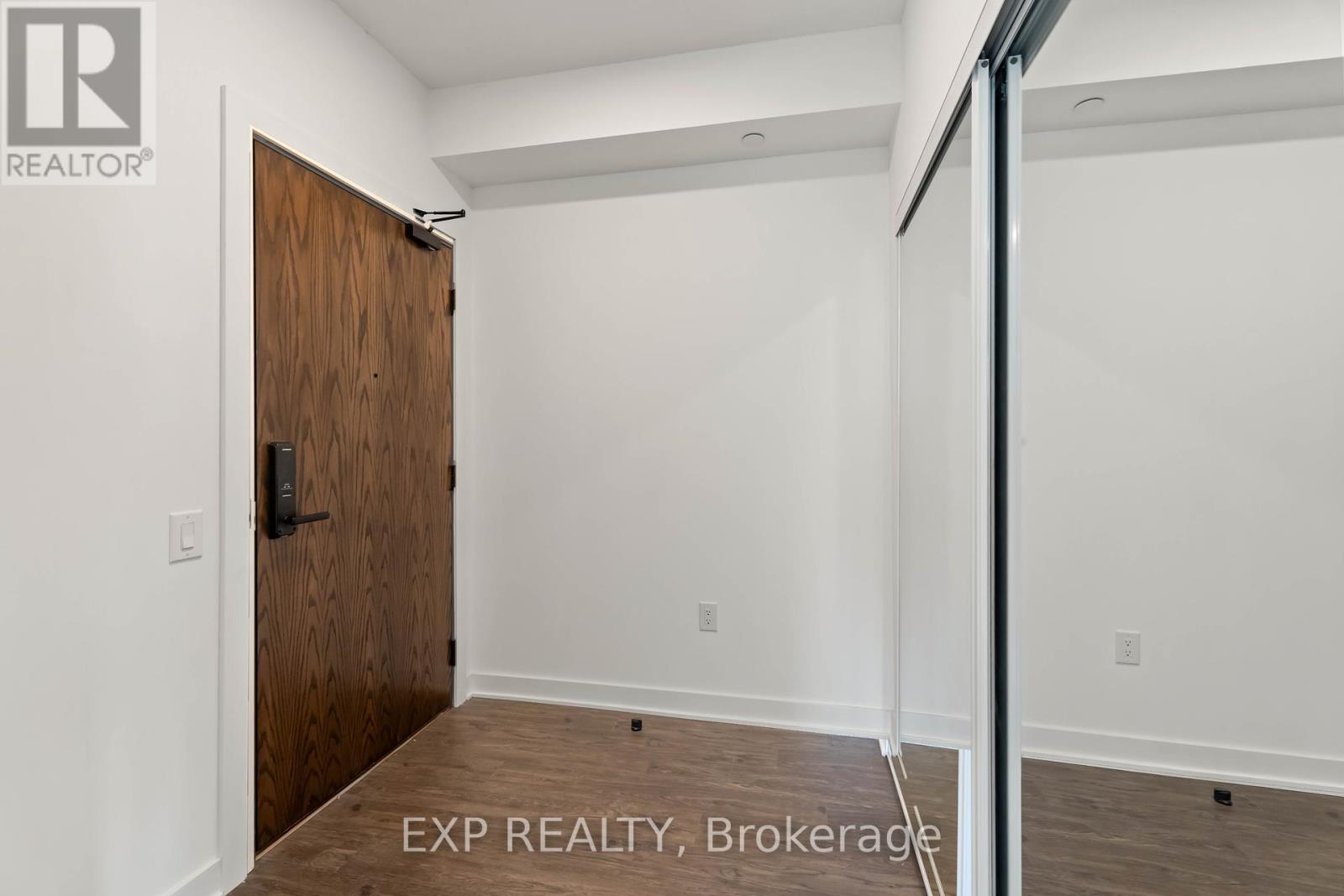 606 - 2782 Barton Street E, Hamilton, Ontario  L8E 2J8 - Photo 5 - X12429804
