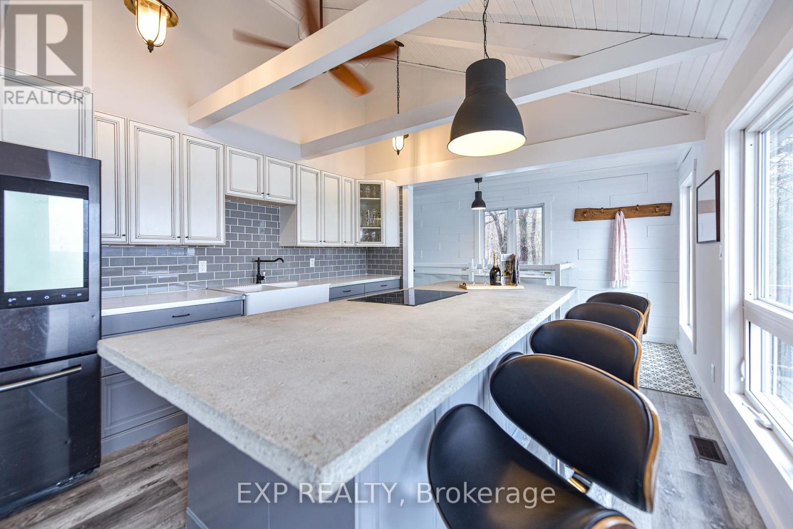 1047 Whyman Road, Algonquin Highlands, Ontario  K0M 1J2 - Photo 18 - X12429814