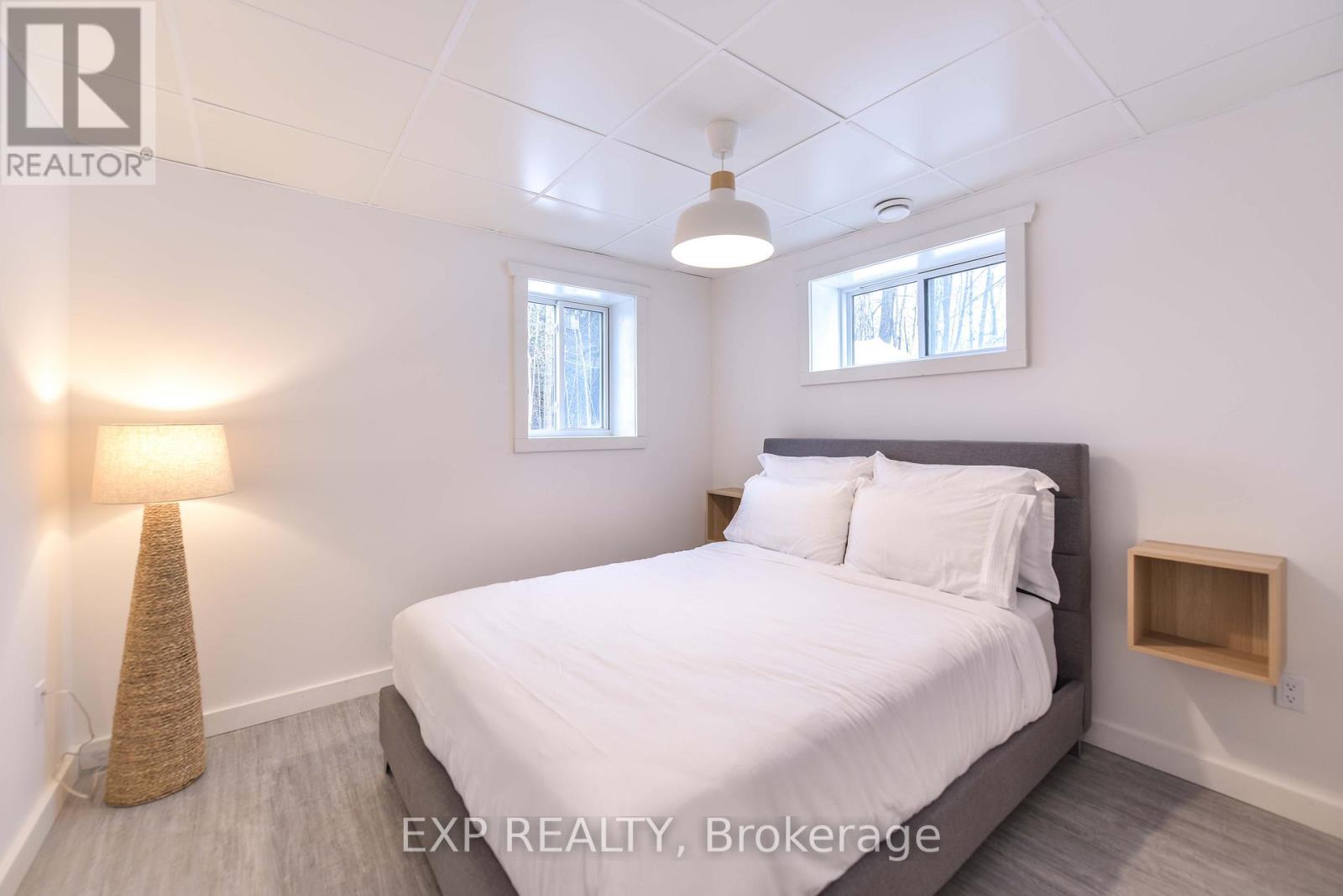 1047 Whyman Road, Algonquin Highlands, Ontario  K0M 1J2 - Photo 27 - X12429814