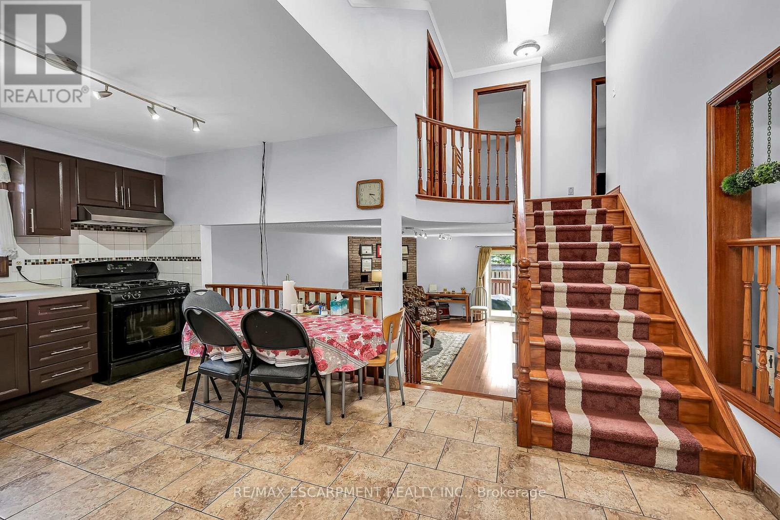 140 Solomon Crescent, Hamilton, Ontario  L8W 2G7 - Photo 15 - X12429821