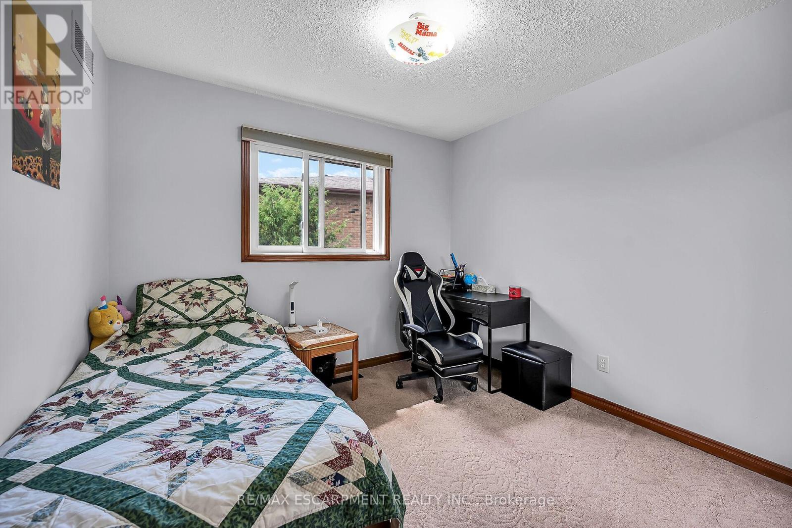 140 Solomon Crescent, Hamilton, Ontario  L8W 2G7 - Photo 21 - X12429821