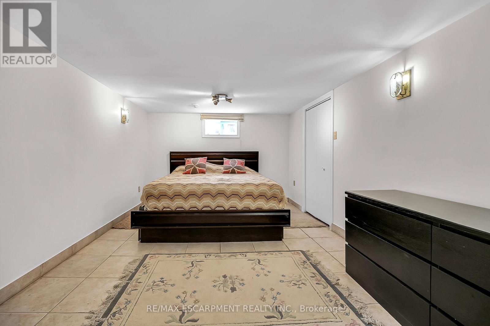 140 Solomon Crescent, Hamilton, Ontario  L8W 2G7 - Photo 41 - X12429821