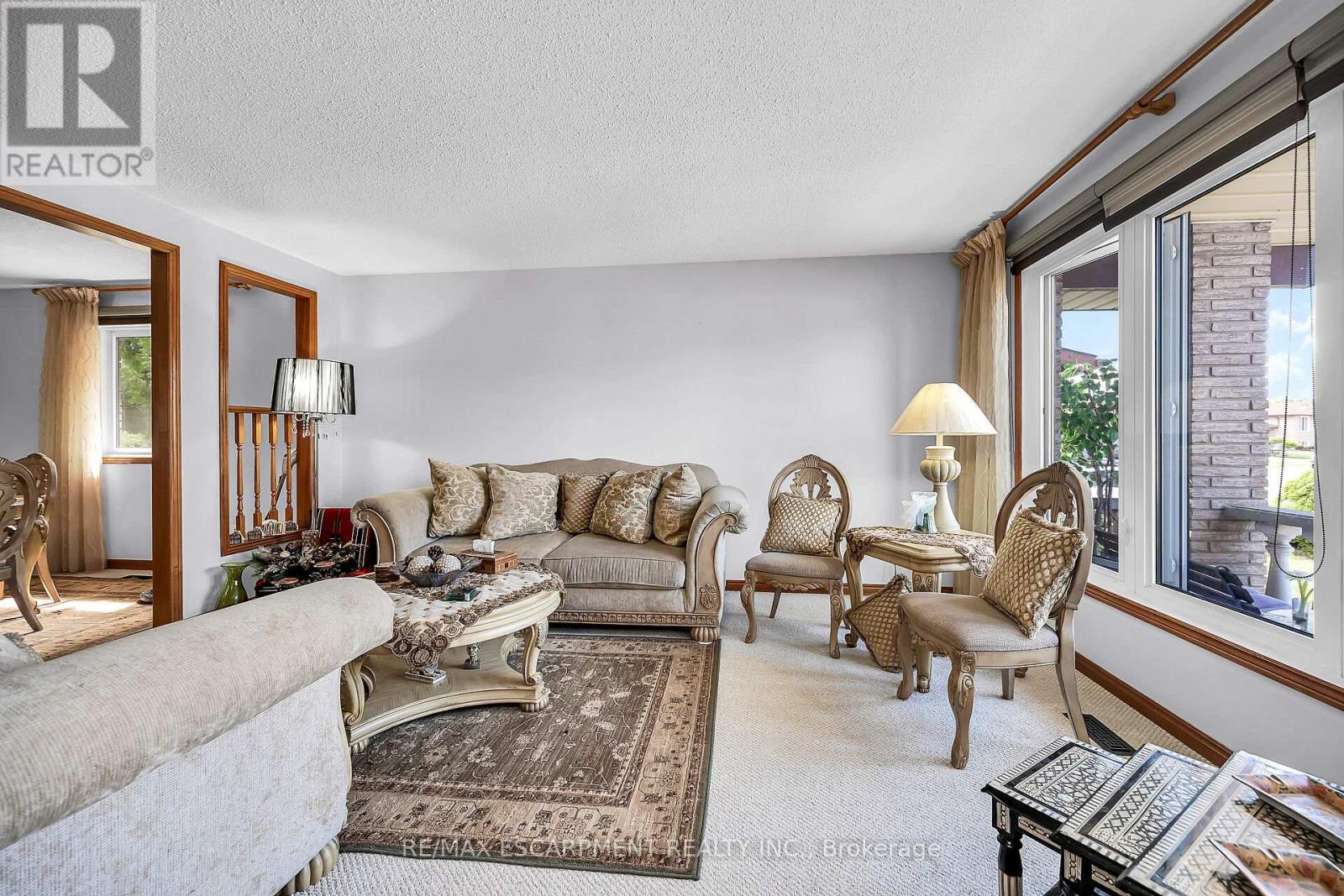 140 Solomon Crescent, Hamilton, Ontario  L8W 2G7 - Photo 7 - X12429821