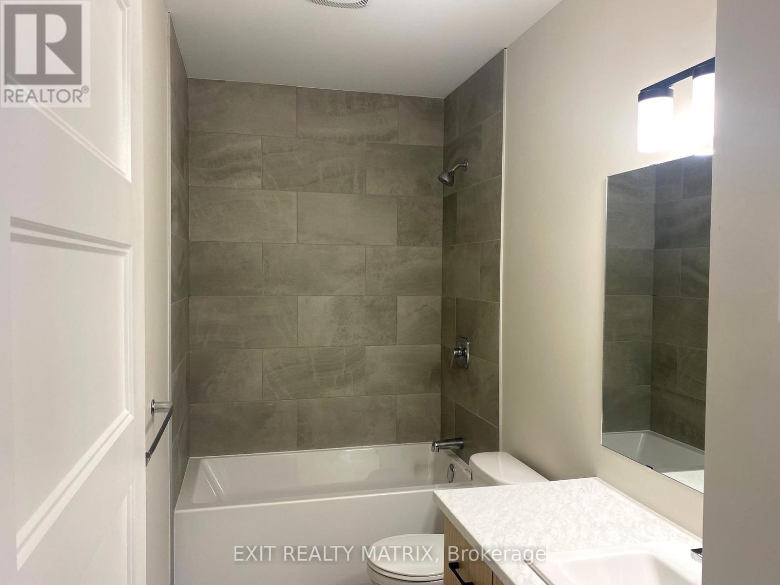 544 Regina Street, Russell, Ontario  K0A 1W0 - Photo 13 - X12429836