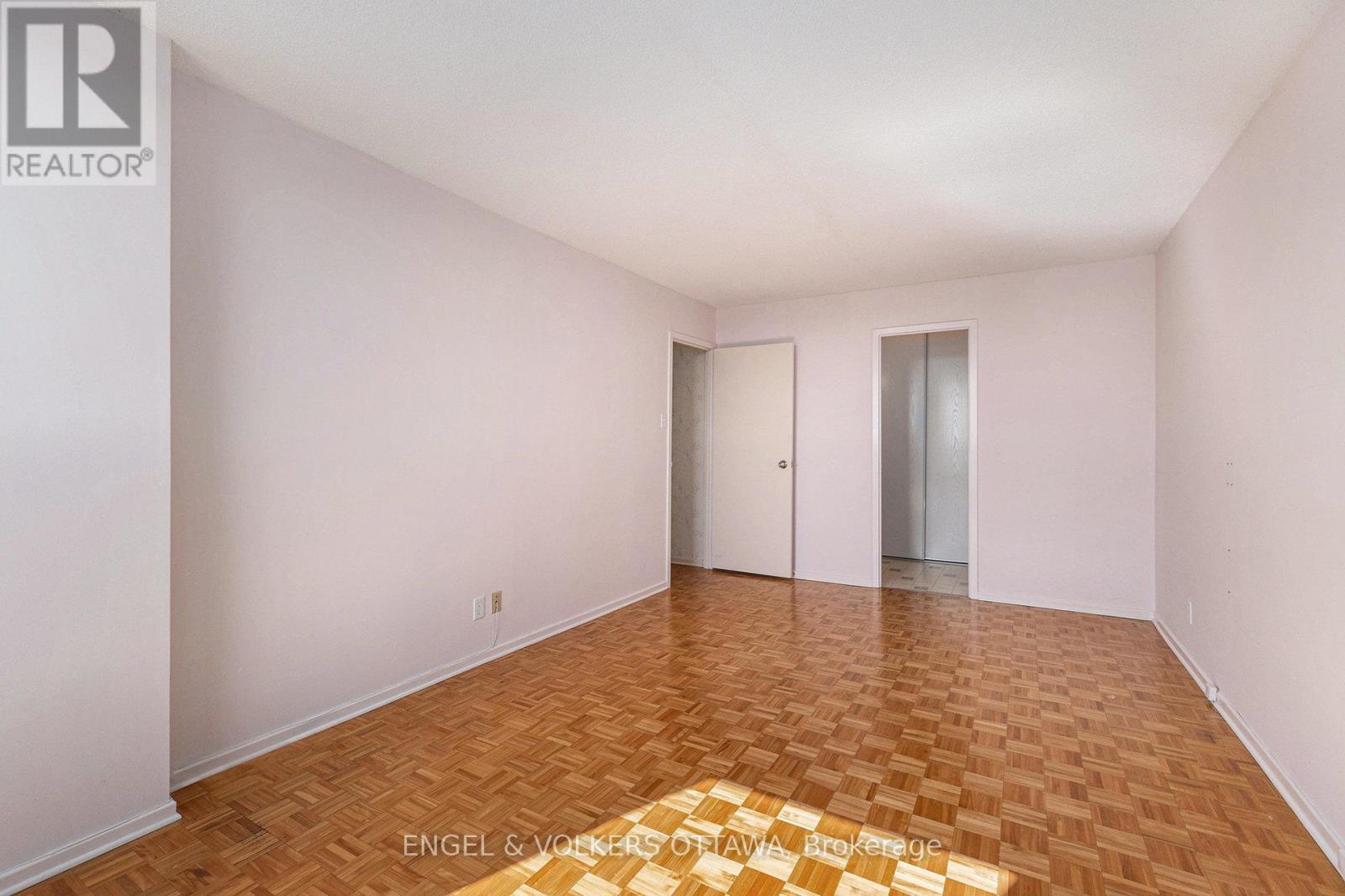 1110 - 2951 Riverside Drive, Ottawa, Ontario  K1V 8W6 - Photo 19 - X12429867