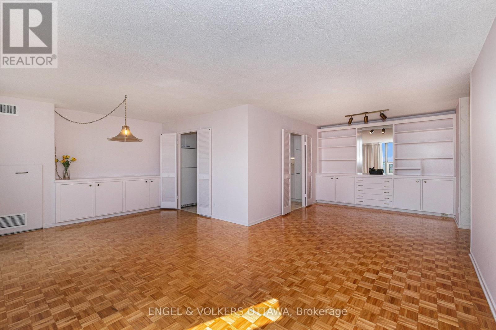 1110 - 2951 Riverside Drive, Ottawa, Ontario  K1V 8W6 - Photo 14 - X12429867