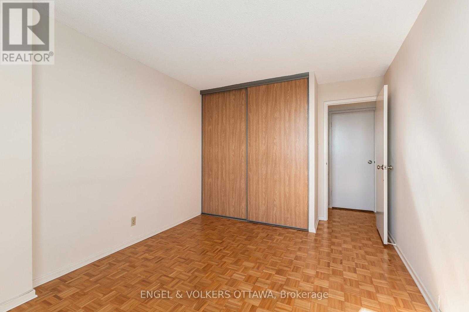 1110 - 2951 Riverside Drive, Ottawa, Ontario  K1V 8W6 - Photo 24 - X12429867