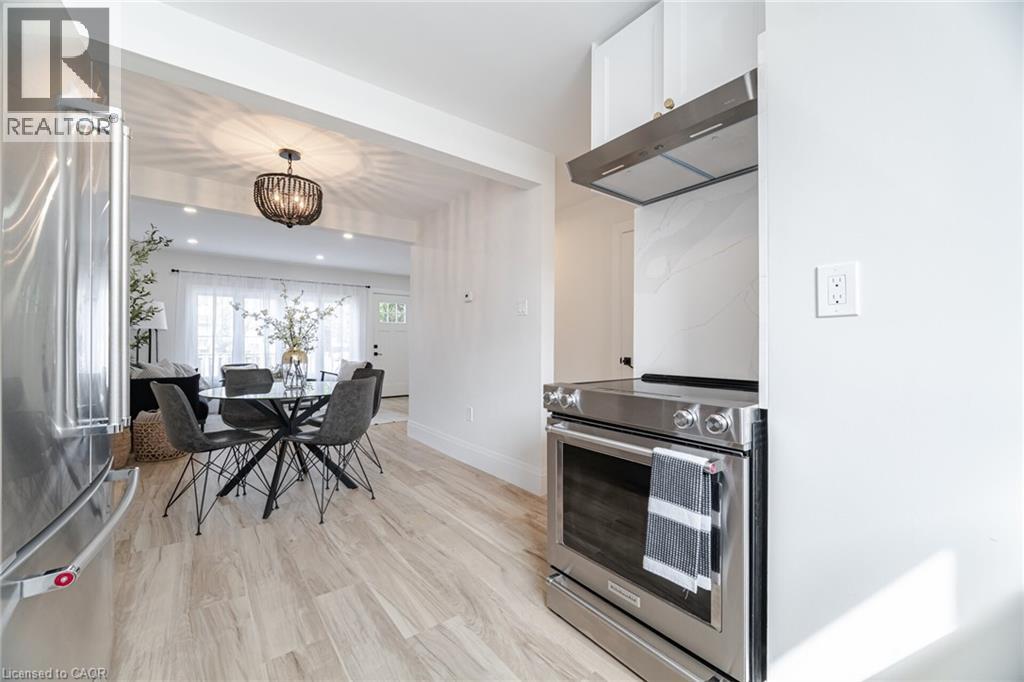 120 Quigley Road Unit# 19, Hamilton, Ontario  L8K 6L4 - Photo 10 - 40773739