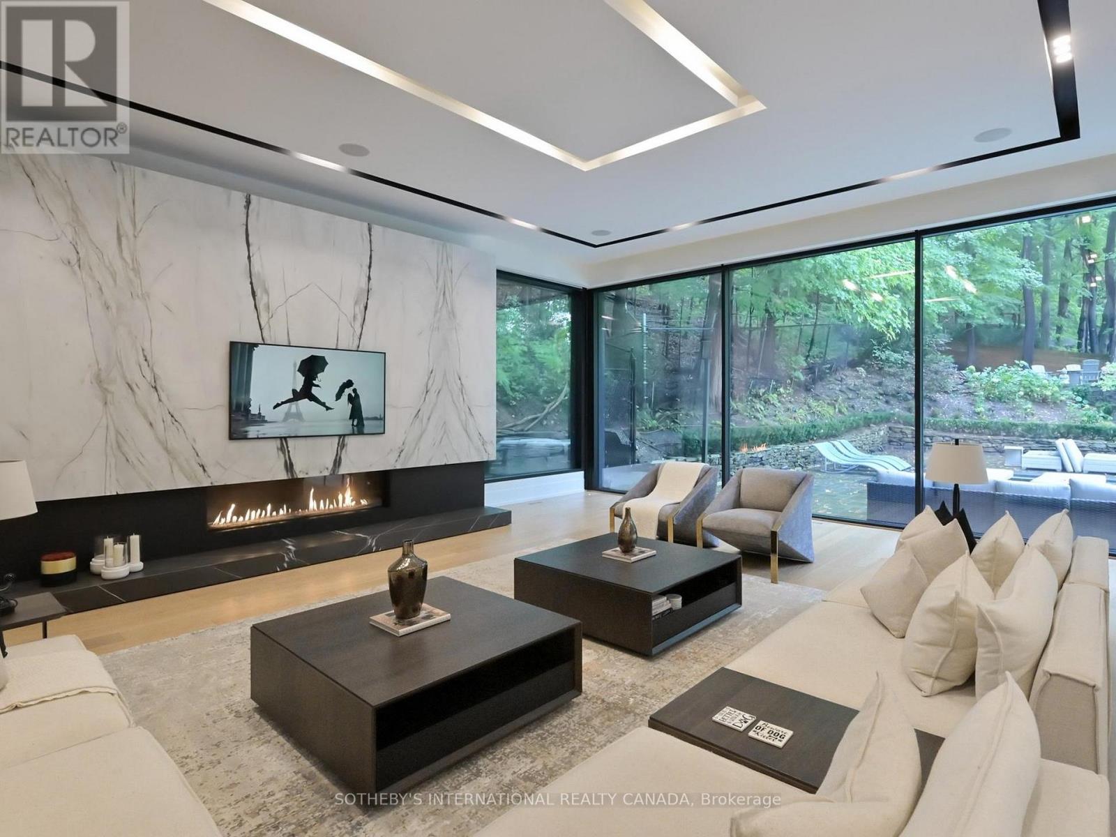 12 Winton Road, Toronto, Ontario  M4N 3E3 - Photo 15 - C12429674