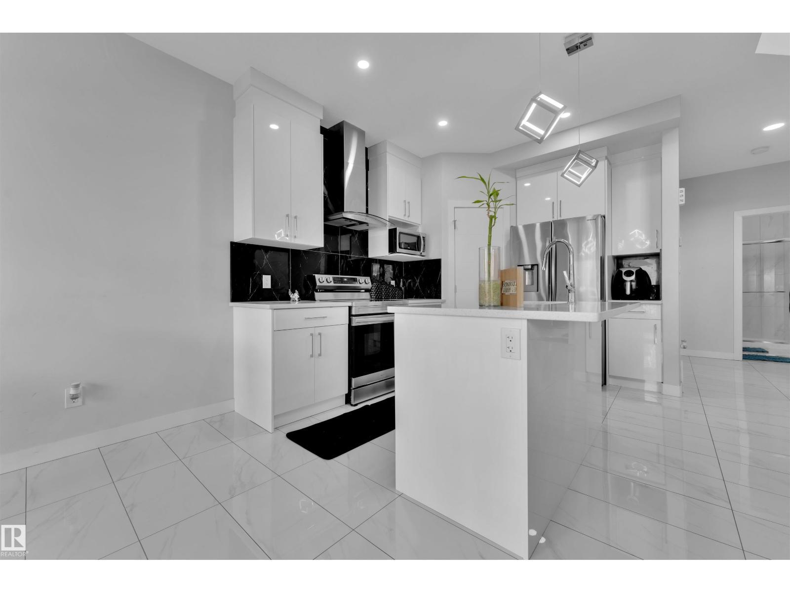 3704 41 Av, Beaumont, Alberta  T4X 3B4 - Photo 12 - E4459757