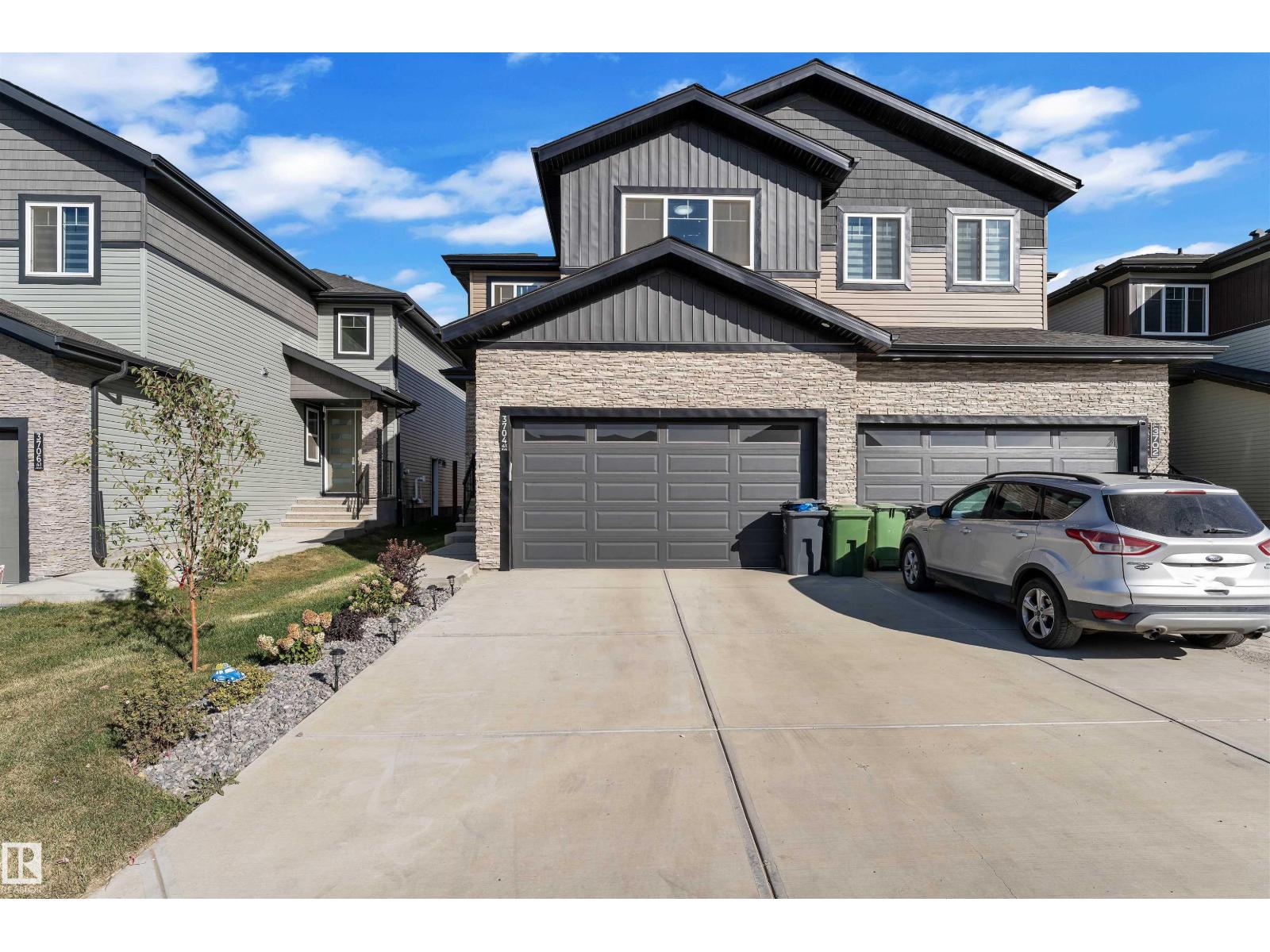 3704 41 Av, Beaumont, Alberta  T4X 3B4 - Photo 3 - E4459757