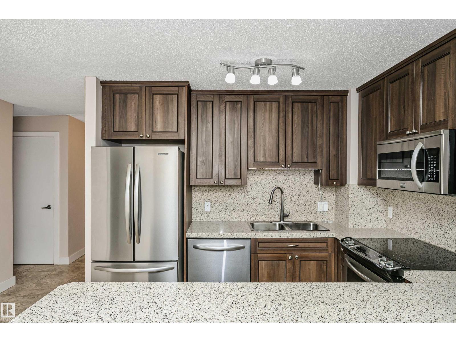 #504 9715 110 St Nw, Edmonton, Alberta  T5K 2M1 - Photo 6 - E4459758