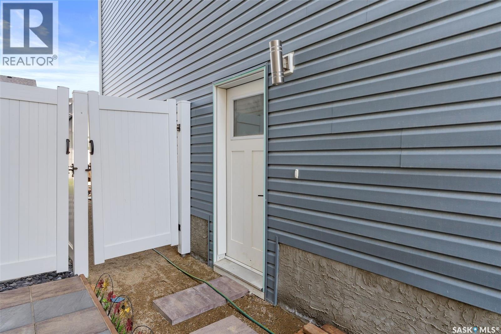 3309 Favel Drive, Regina, Saskatchewan  S4V 4B2 - Photo 42 - SK015640