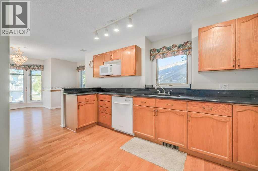 54, 5790 Patina Drive Sw, Calgary, Alberta  T3H 2Y5 - Photo 7 - A2260165