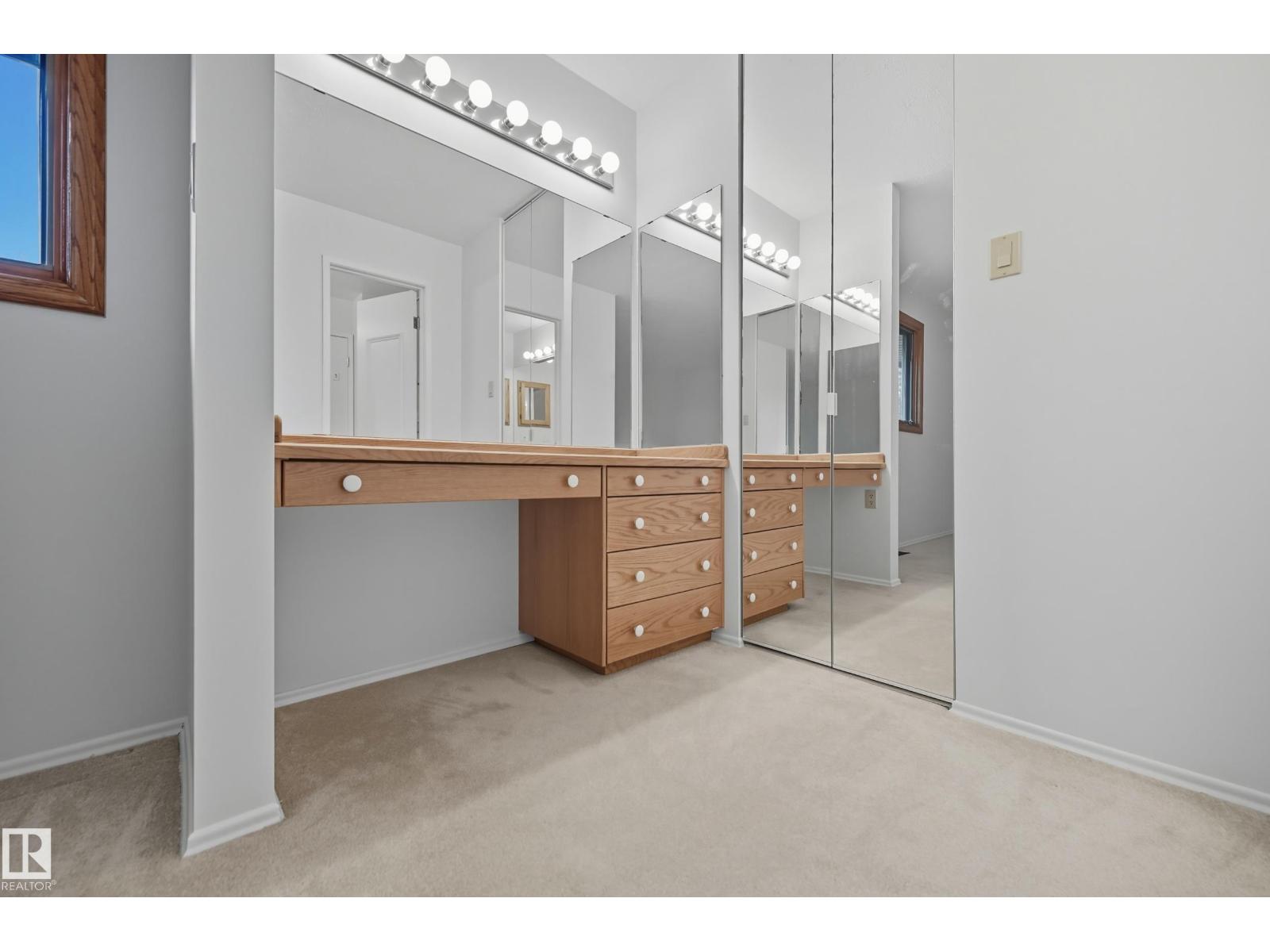 183 Hearthstone Nw, Edmonton, Alberta  T6H 5E5 - Photo 15 - E4459759
