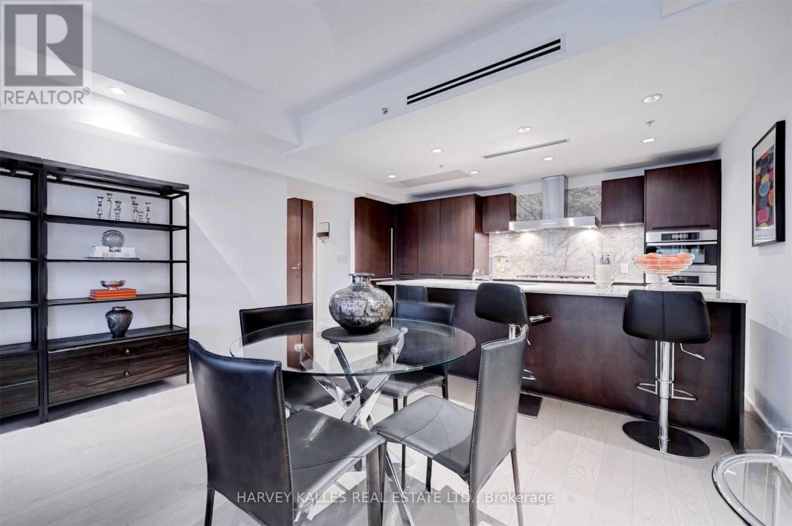 2508 - 180 University Avenue, Toronto, Ontario  M5H 0A2 - Photo 15 - C12429841