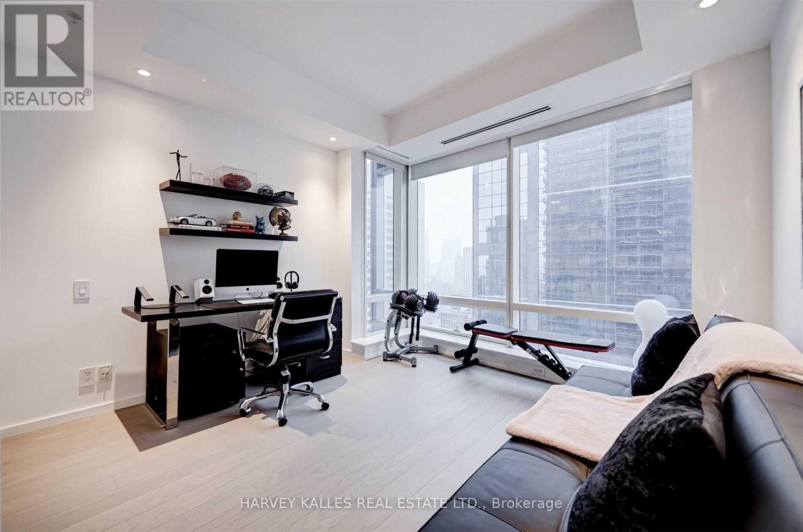 2508 - 180 University Avenue, Toronto, Ontario  M5H 0A2 - Photo 22 - C12429841