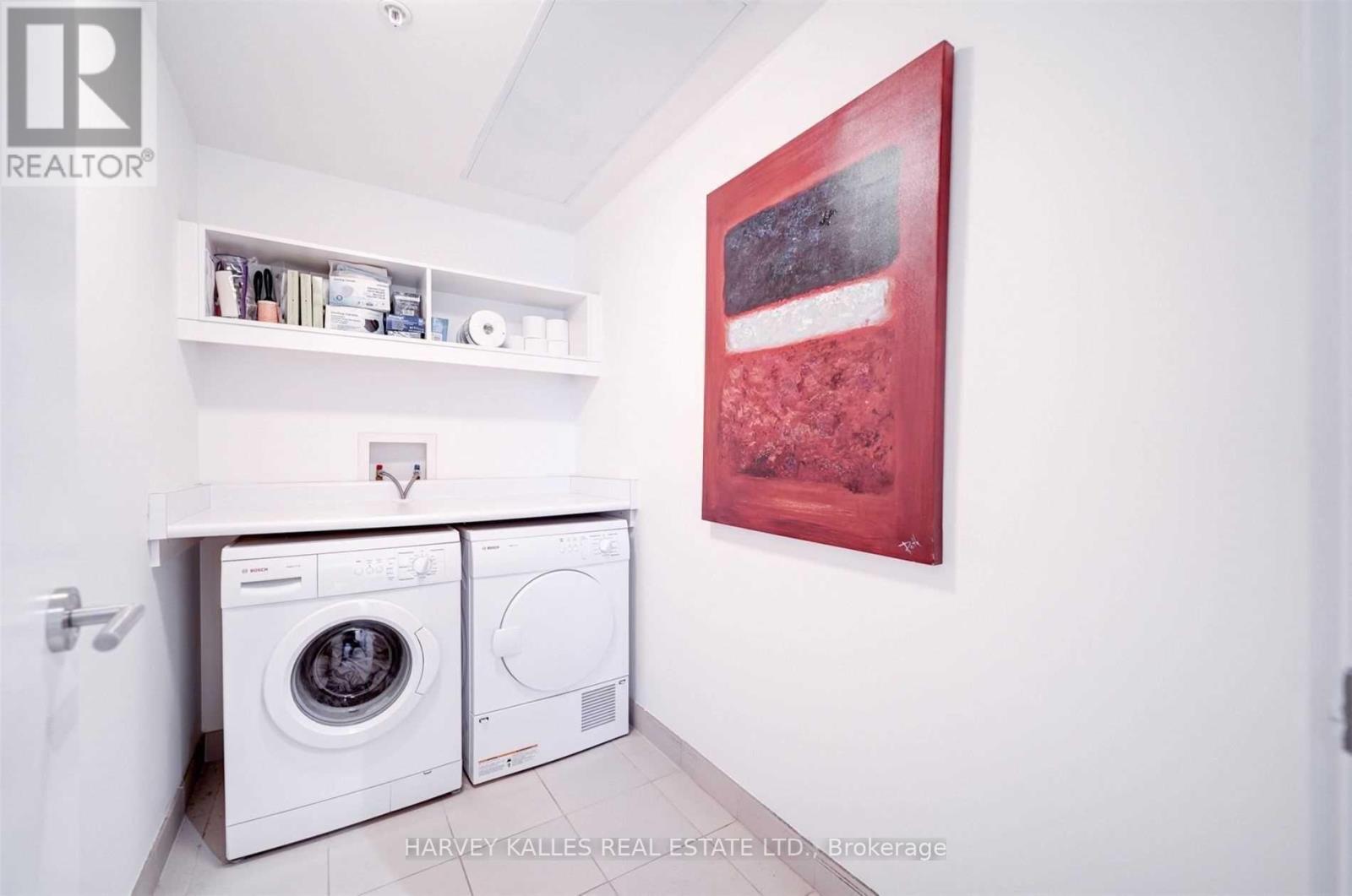 2508 - 180 University Avenue, Toronto, Ontario  M5H 0A2 - Photo 24 - C12429841