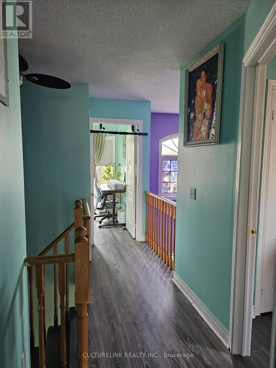 25 Red Hawk Road, Toronto, Ontario  M1B 6B2 - Photo 13 - E12429834