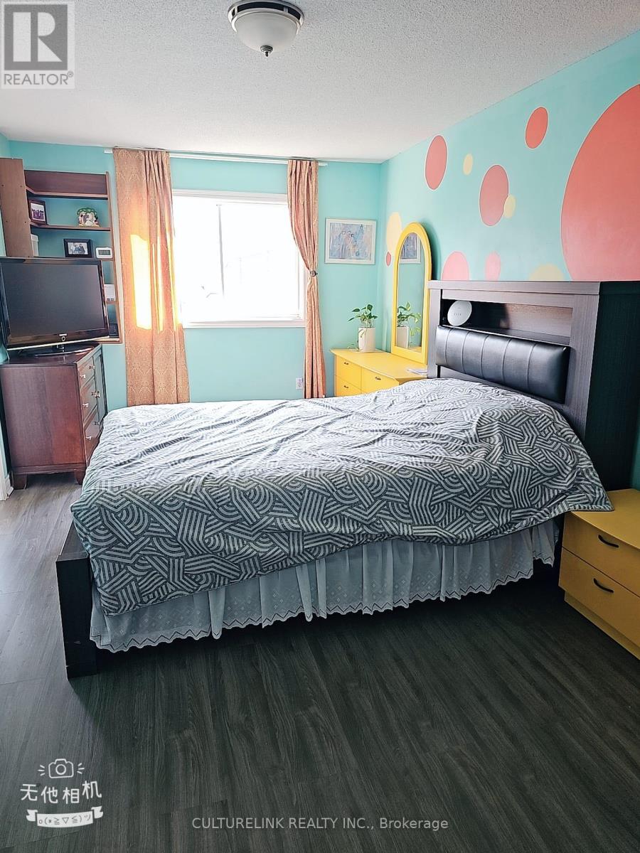 25 Red Hawk Road, Toronto, Ontario  M1B 6B2 - Photo 14 - E12429834