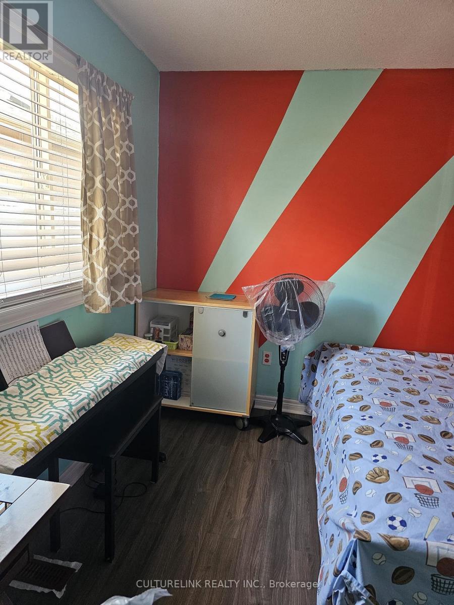 25 Red Hawk Road, Toronto, Ontario  M1B 6B2 - Photo 19 - E12429834