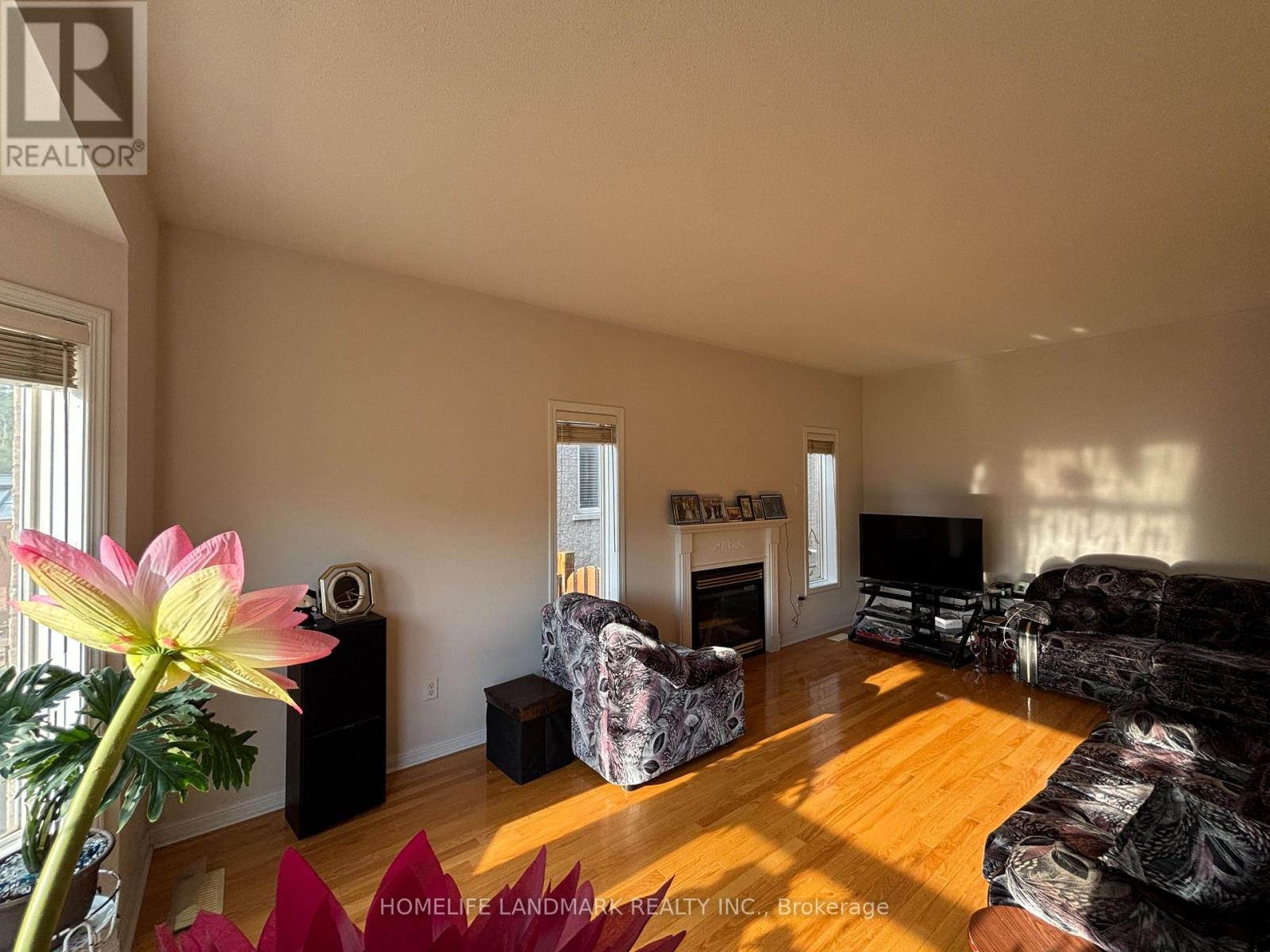 28 Stonebridge Boulevard, Toronto, Ontario  M1W 4A7 - Photo 10 - E12429870